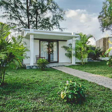 Sahaa Beach Resort-2